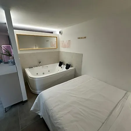 Appartamenti Relax Nus Spa Exterior photo